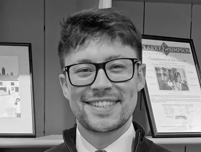 Luke Standen MRICS image