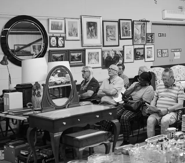 Fine Art <br>&amp; Interiors <br>Auctions image