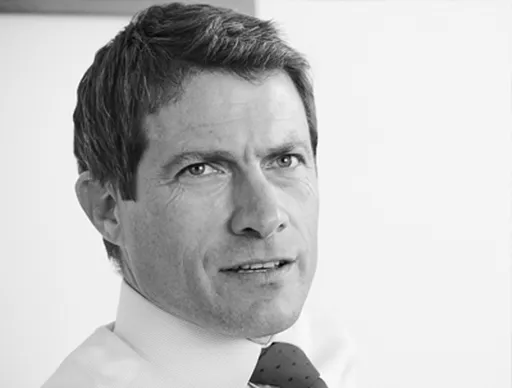 Oliver Holloway MRICS FAAV FARLA image